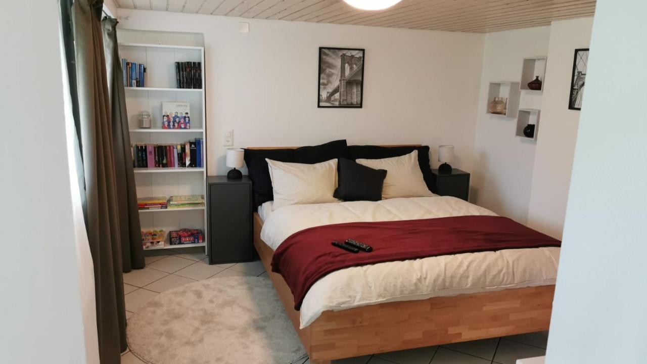 Schones Kleines Studio Mit Sitzplatz, Mitten Im Prattigau Jenaz Dış mekan fotoğraf
