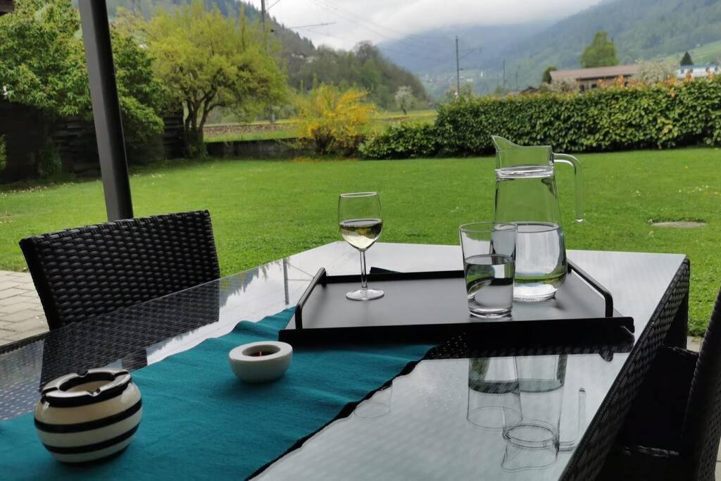 Schones Kleines Studio Mit Sitzplatz, Mitten Im Prattigau Jenaz Dış mekan fotoğraf