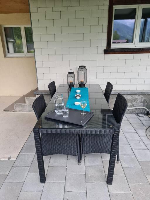 Schones Kleines Studio Mit Sitzplatz, Mitten Im Prattigau Jenaz Dış mekan fotoğraf