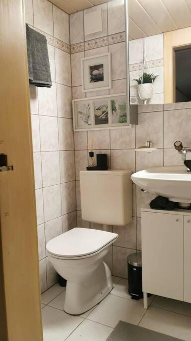 Schones Kleines Studio Mit Sitzplatz, Mitten Im Prattigau Jenaz Dış mekan fotoğraf
