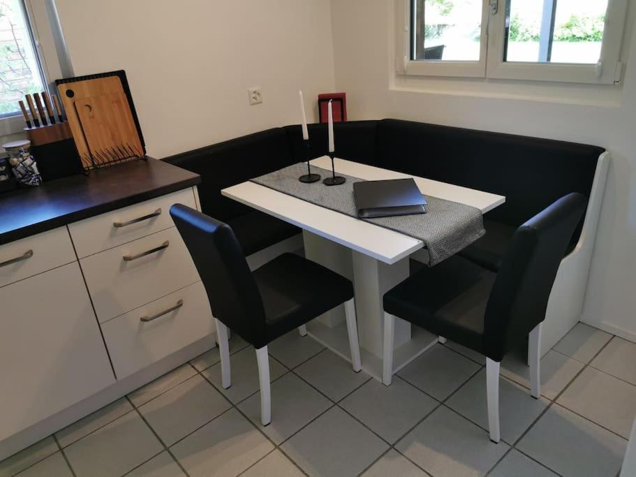 Schones Kleines Studio Mit Sitzplatz, Mitten Im Prattigau Jenaz Dış mekan fotoğraf